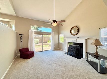 385 Hatteras Way, Sacramento, CA 95831 Photo