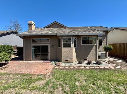 385 Hatteras Way, Sacramento, CA 95831 Photo