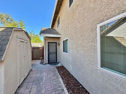 385 Hatteras Way, Sacramento, CA 95831 Photo