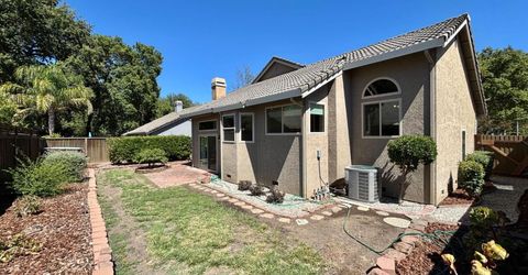 385 Hatteras Way, Sacramento, CA 95831 Photo