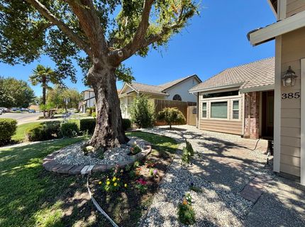385 Hatteras Way, Sacramento, CA 95831 Photo