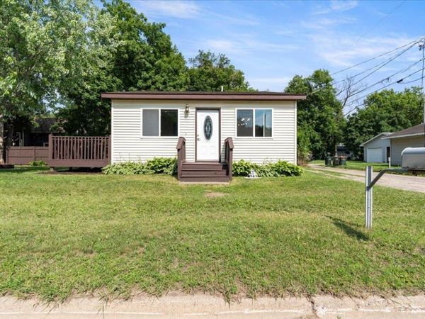 711 SE 13th Street , Brainerd, MN 56401