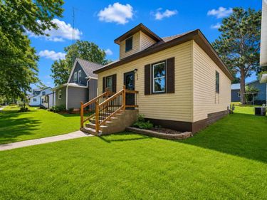 218 2nd Street NW, Crosby, MN 56441