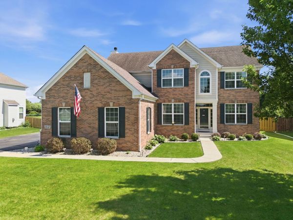 2457 Bryn Mawr Lane , Crystal Lake, IL 60014