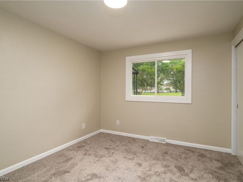 120 S McKinley Avenue, Dover, OH 44622 Photo 20