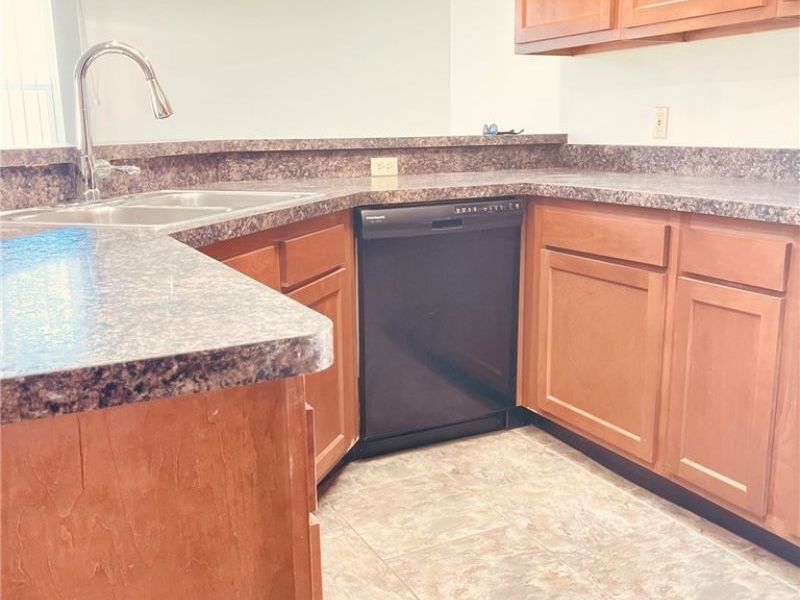 535 Greeenside Drive, Painesville, OH 44077 Photo 16