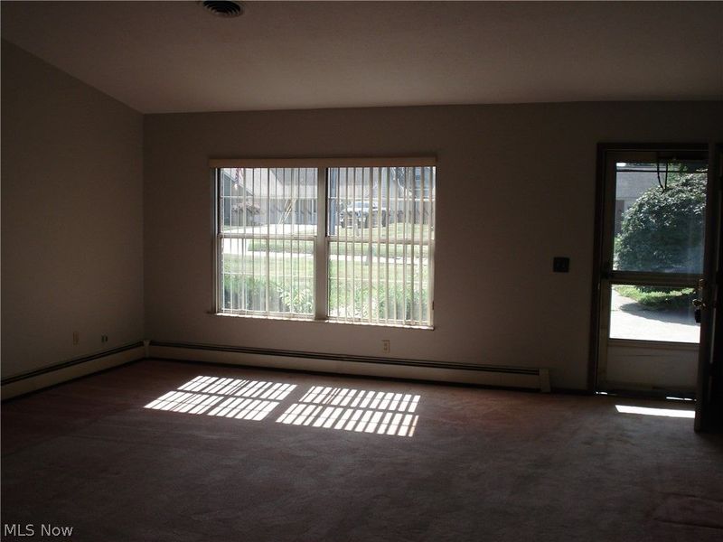 262 W Parkway Drive, Madison, OH 44057 Photo 4