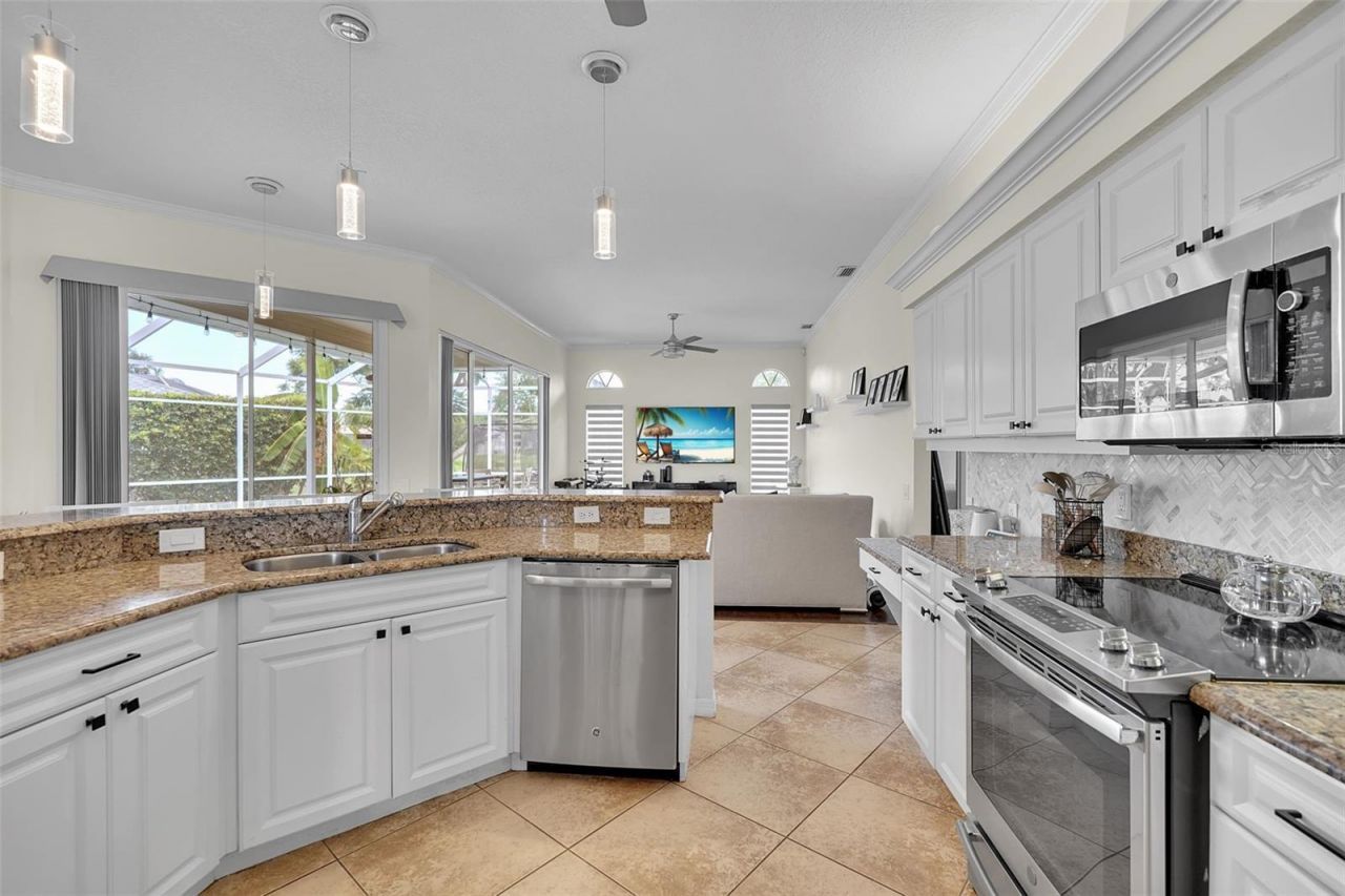 6817 Corral Circle, Sarasota, FL 34243 Photo