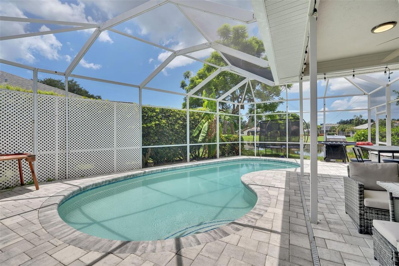 6817 Corral Circle, Sarasota, FL 34243 Photo