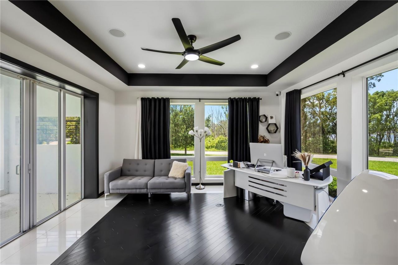 736 Lake Winnemissett Drive, Deland, FL 32724 Photo
