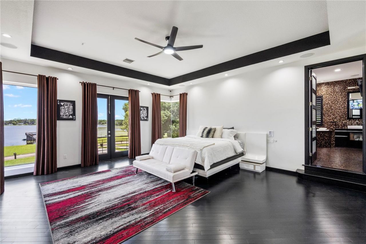 736 Lake Winnemissett Drive, Deland, FL 32724 Photo