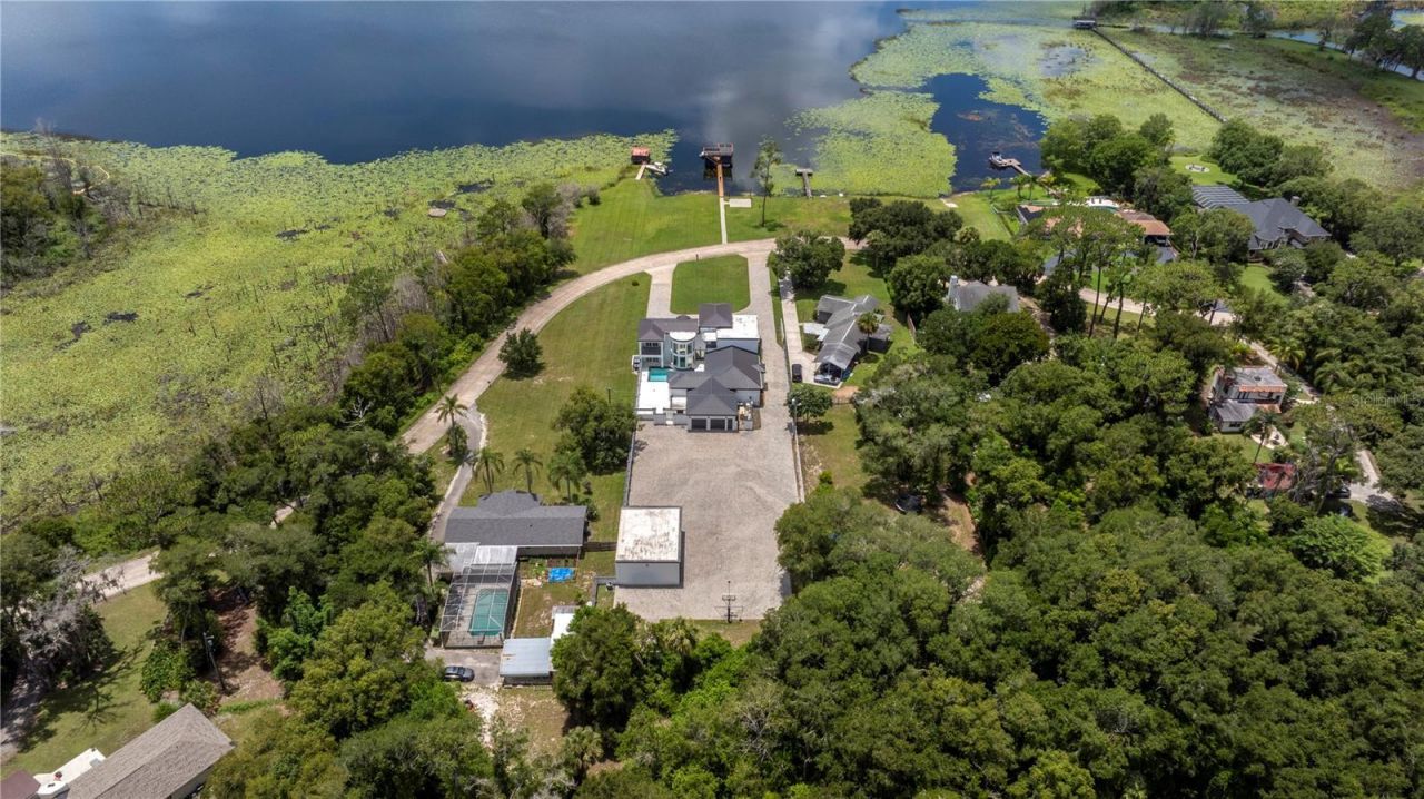 736 Lake Winnemissett Drive, Deland, FL 32724 Photo