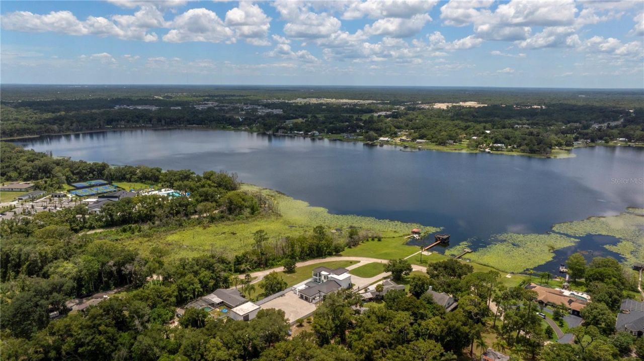 736 Lake Winnemissett Drive, Deland, FL 32724 Photo