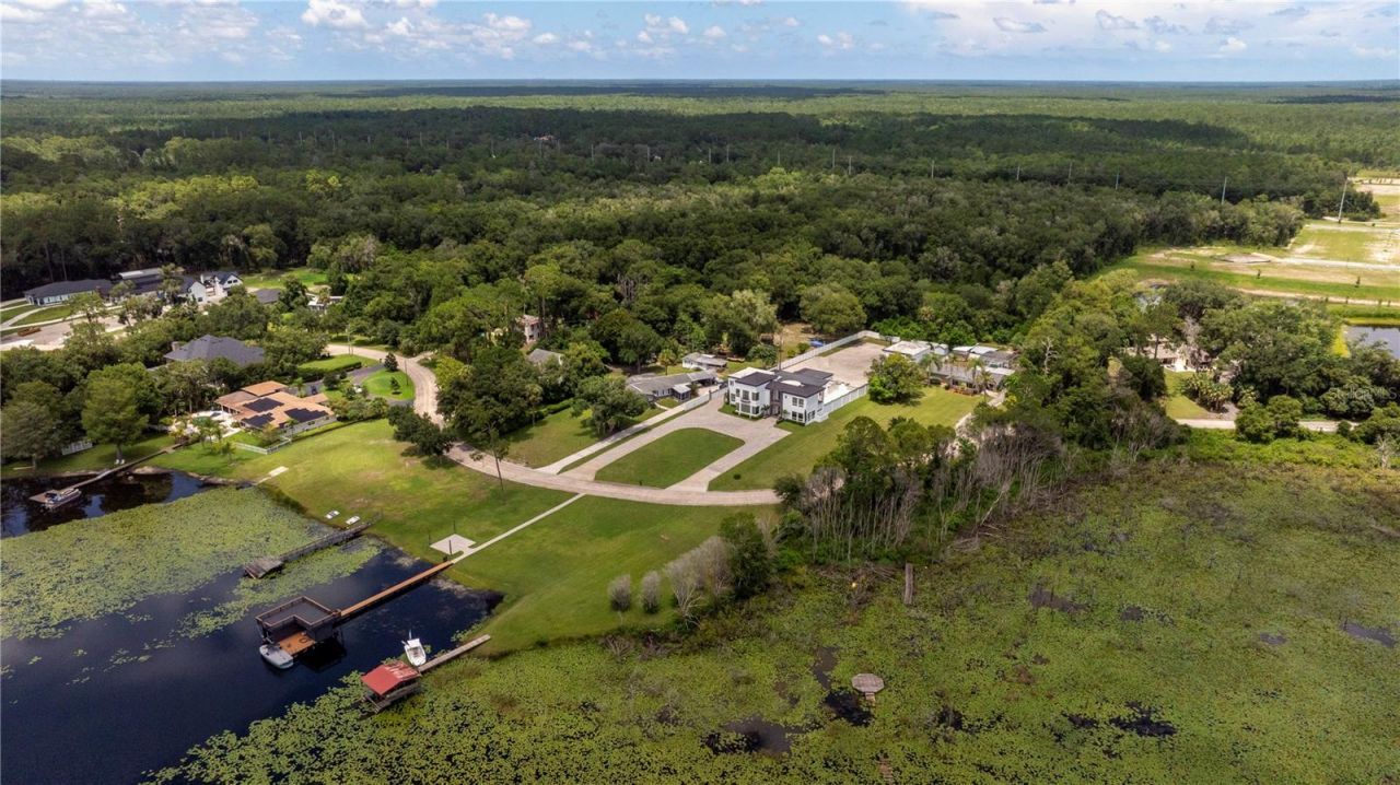 736 Lake Winnemissett Drive, Deland, FL 32724 Photo