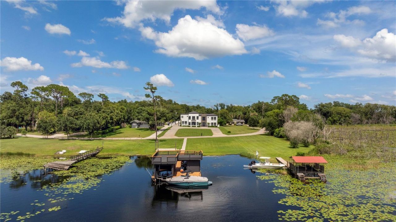 736 Lake Winnemissett Drive, Deland, FL 32724 Photo