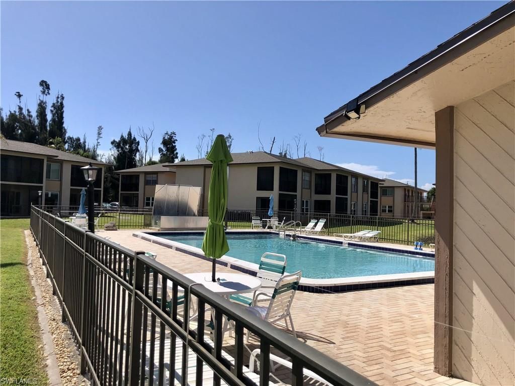 16881 Davis Rd , Unit 214, Fort Myers, FL 33908 Photo
