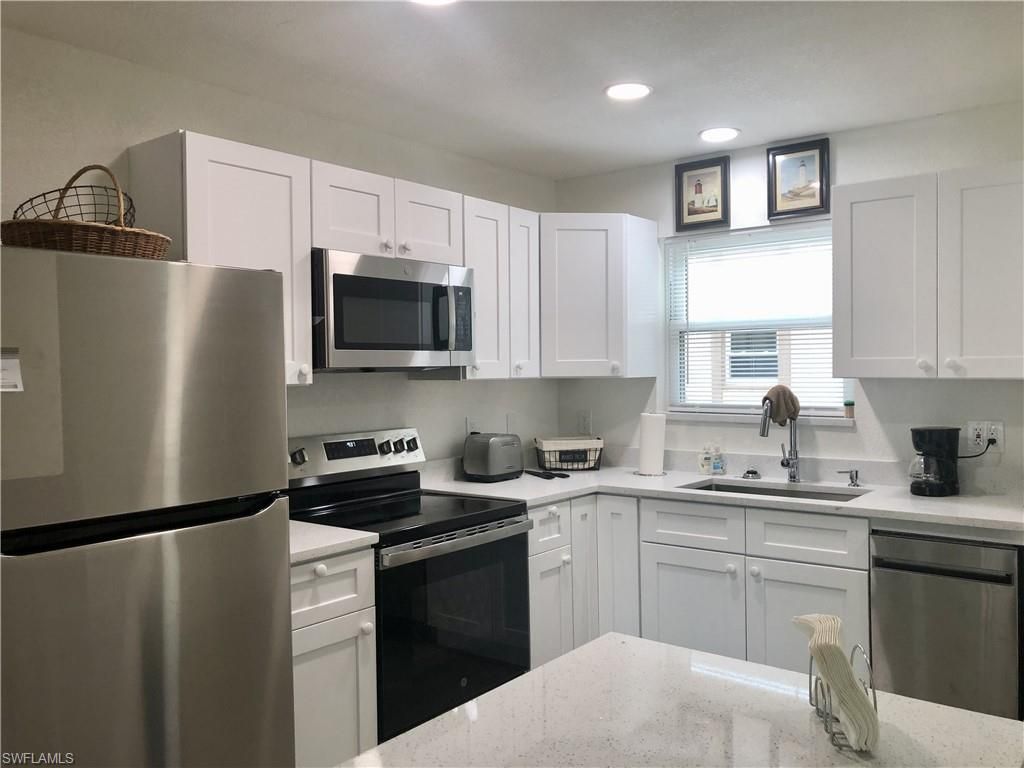 16881 Davis Rd , Unit 214, Fort Myers, FL 33908 Photo