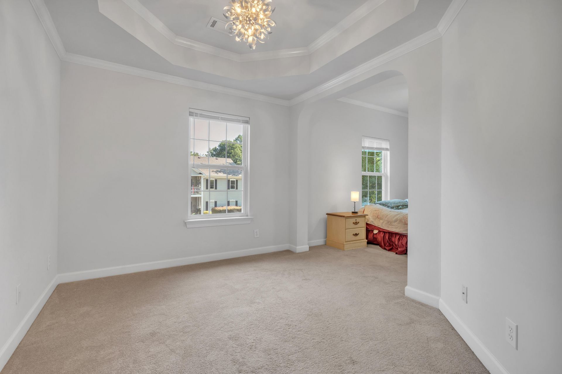 305 Pickering Lane Photo 27
