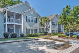 305 Pickering Lane photo 4