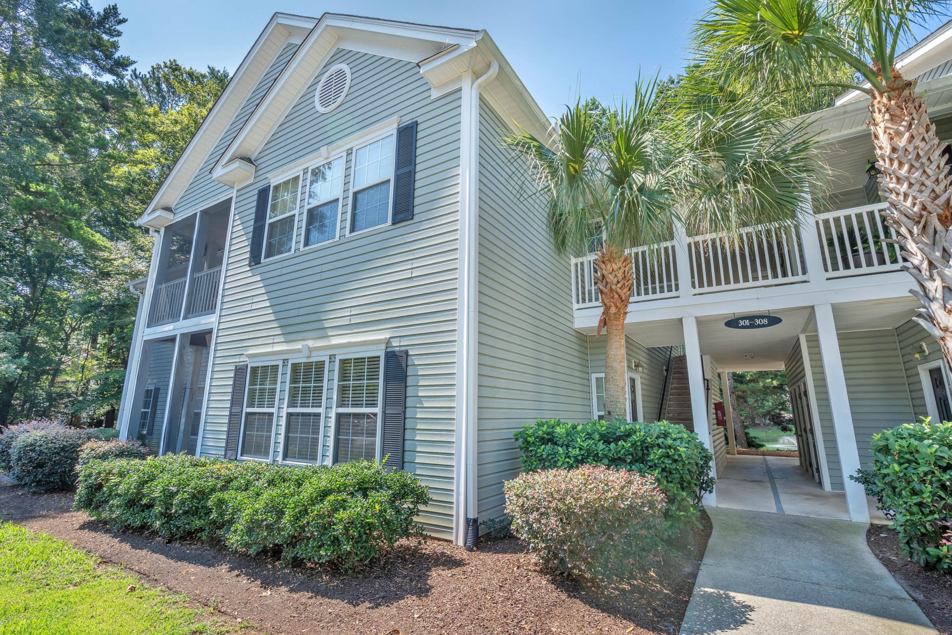 305 Pickering Lane Photo 41