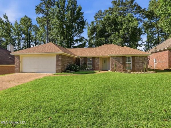 536 Winnwood Street, Jackson, MS 39212
