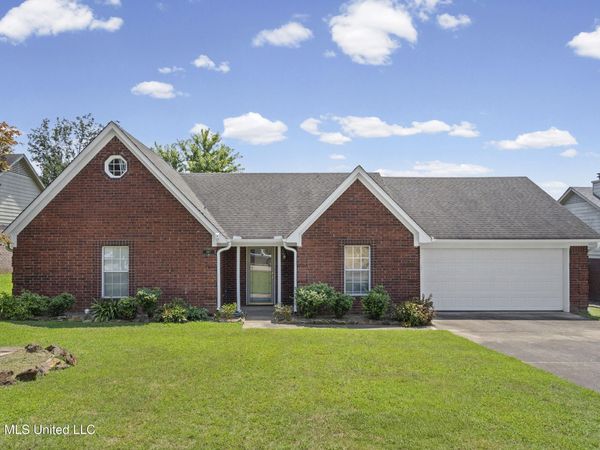 1867 Thomas Street, Horn Lake, MS 38637
