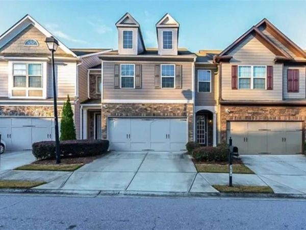 3679 Brockenhurst Drive , Buford, GA 30519