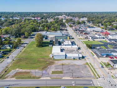 1600 Kentucky Avenue, Paducah, KY 42003