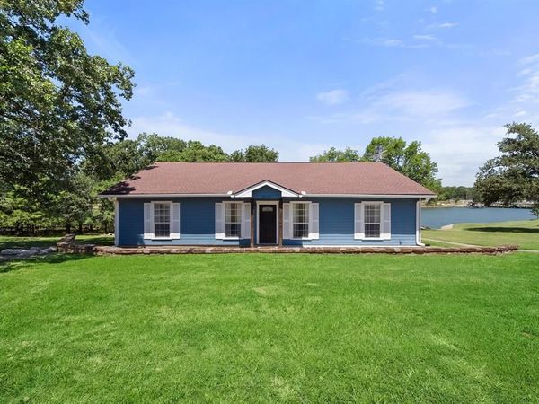 3010 Emmons Circle, Streetman, TX 75859