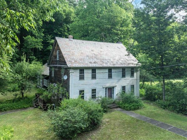 225 River Road South, Putney, VT 05346