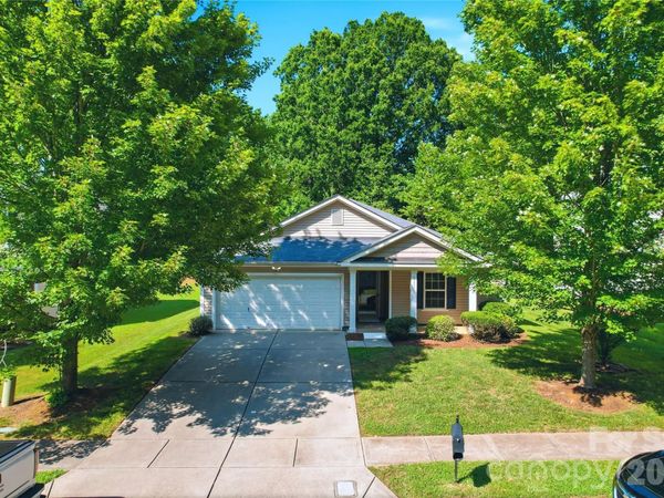 1305 Lauren Village Drive , Charlotte, NC 28213