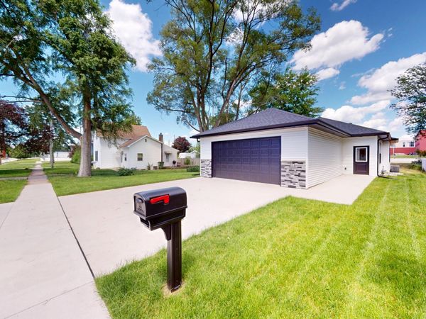 616 Harrison Street, Boone, IA 50036