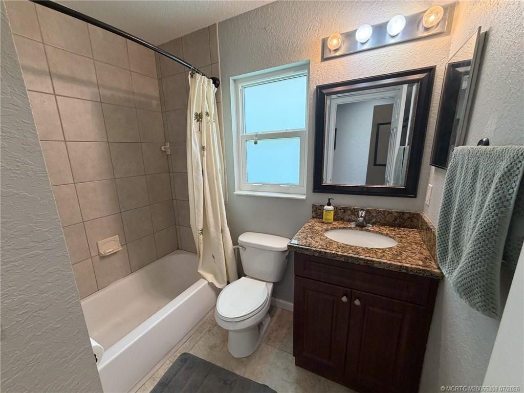 5508 SE Pine Avenue , Stuart, FL 34997 Photo