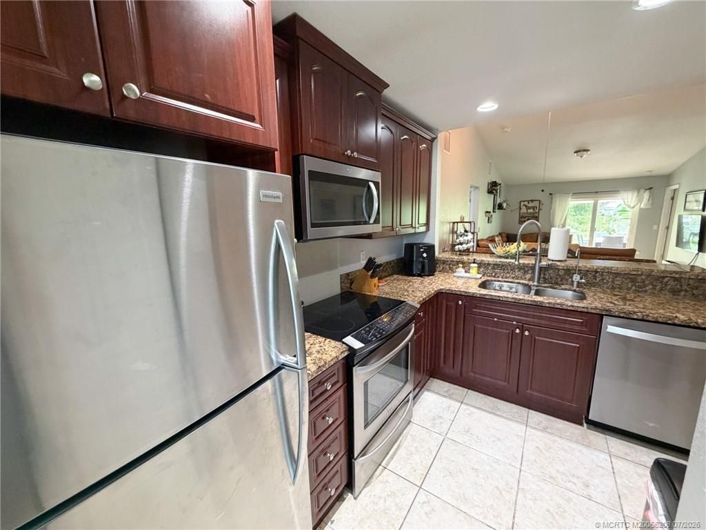 5508 SE Pine Avenue , Stuart, FL 34997 Photo