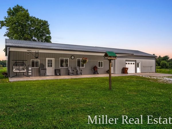 9607 S Barryville Road, Dowling, MI 49050