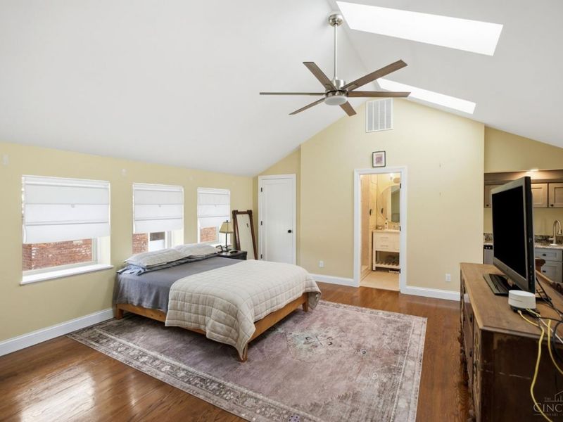 4208 Williamson Place, Cincinnati, OH 45223 Photo 22