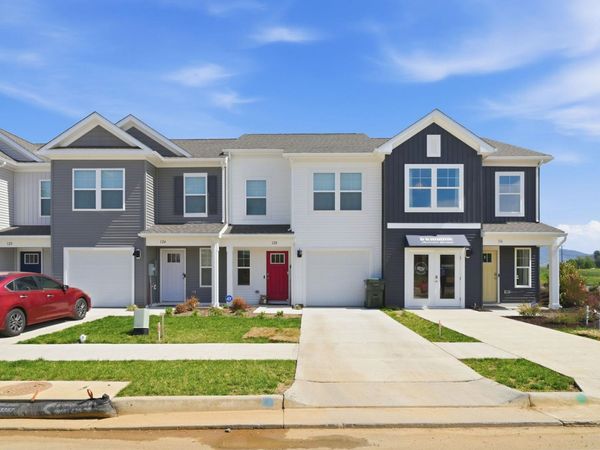 113 BERRETS LN, WAYNESBORO, VA 22980