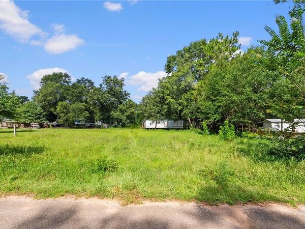 25141 Burgett Lane, Robertsdale, AL 35567
