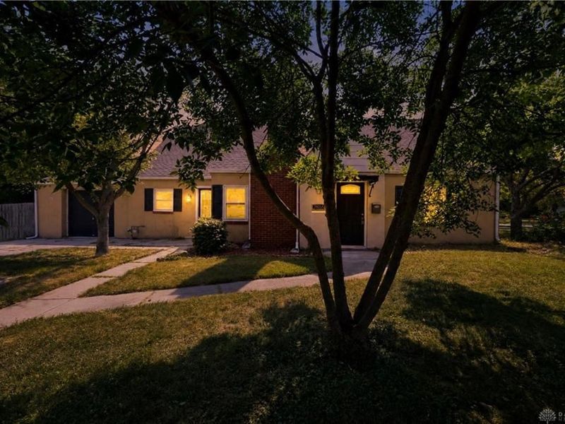 2816 Hazelwood Avenue, Kettering, OH 45419 Photo 1