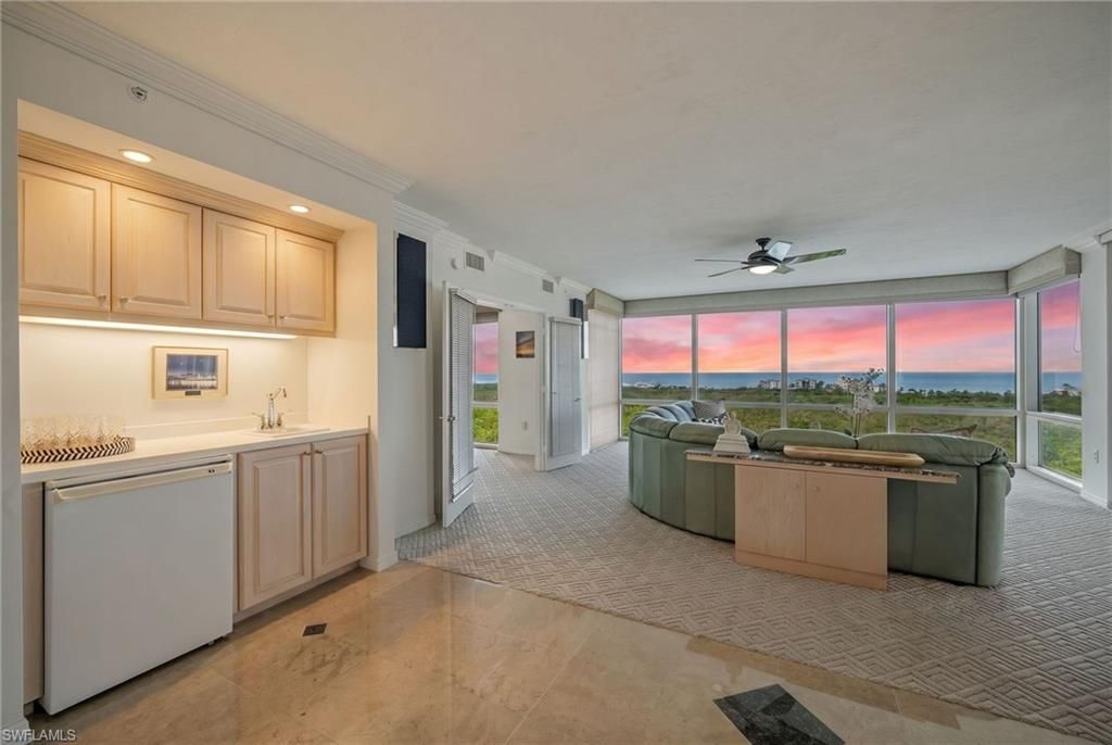7515 Pelican Bay Blvd , Unit 10D, Naples, FL 34108 Photo