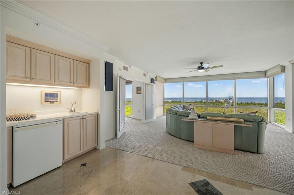 7515 Pelican Bay Blvd , Unit 10D, Naples, FL 34108 Photo
