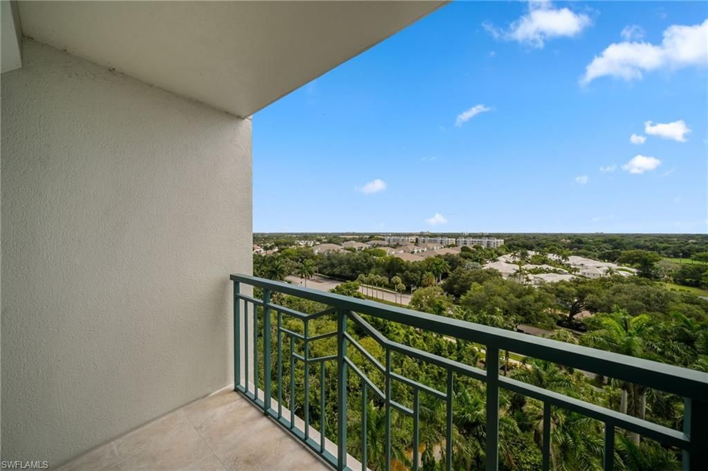 7515 Pelican Bay Blvd , Unit 10D, Naples, FL 34108 Photo