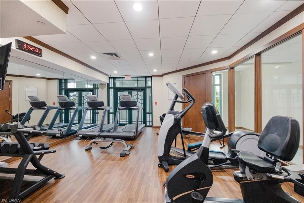 7515 Pelican Bay Blvd , Unit 10D, Naples, FL 34108 Photo