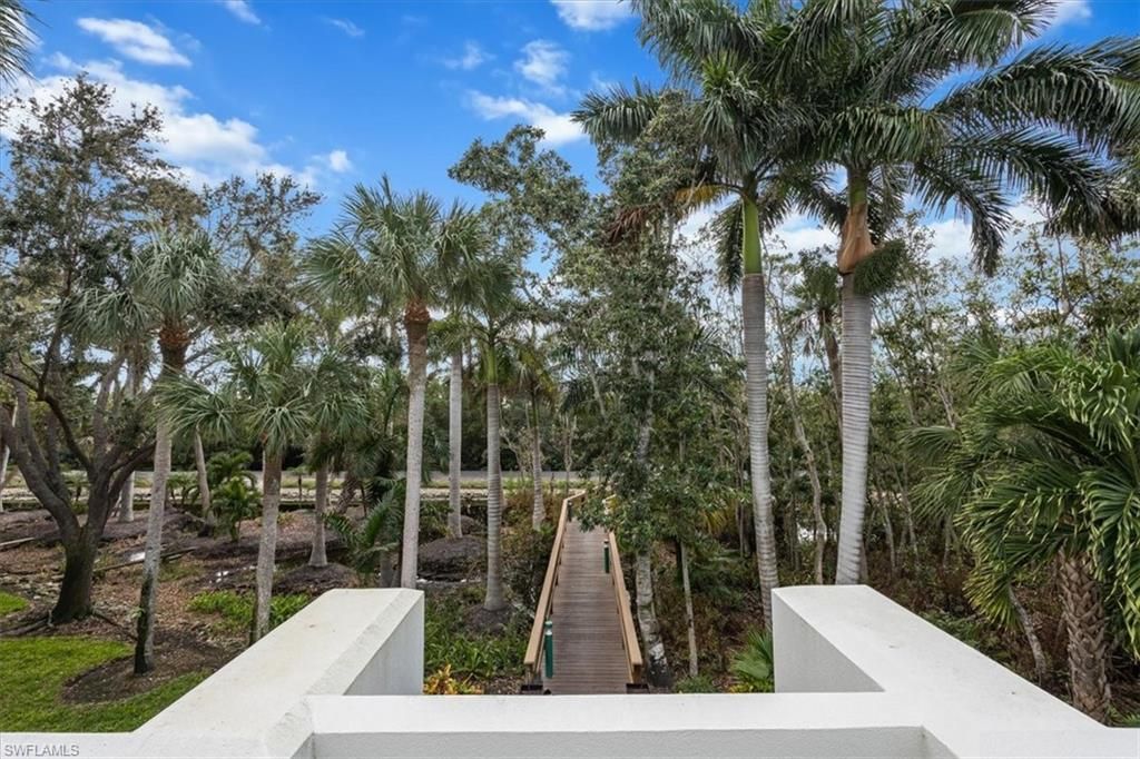 7515 Pelican Bay Blvd , Unit 10D, Naples, FL 34108 Photo