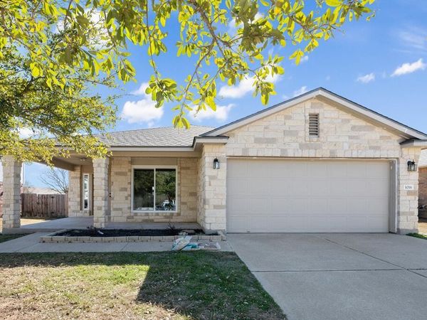 1016 Flanagan DR, Leander, TX 78641