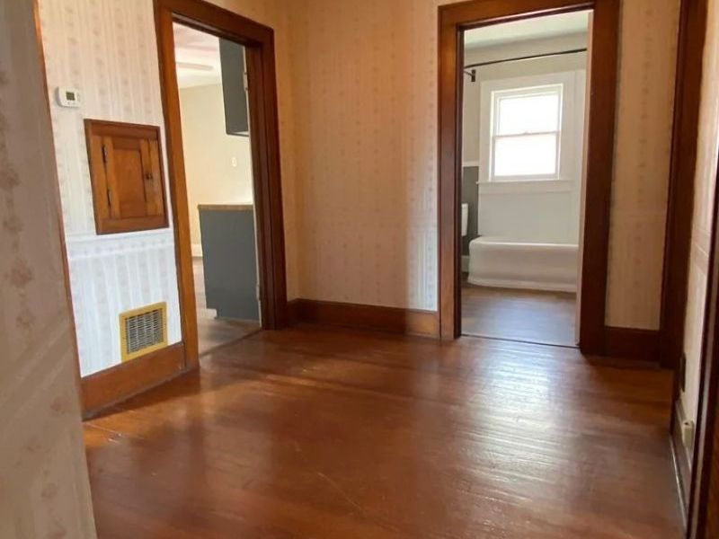 1020 Gaston Avenue, Cambridge, OH 43725 Photo 10