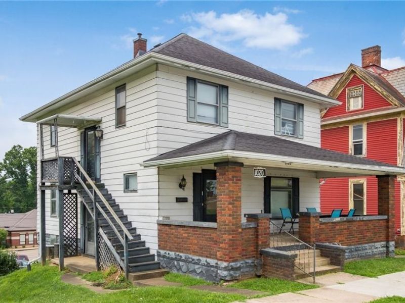 1020 Gaston Avenue, Cambridge, OH 43725 Photo 3