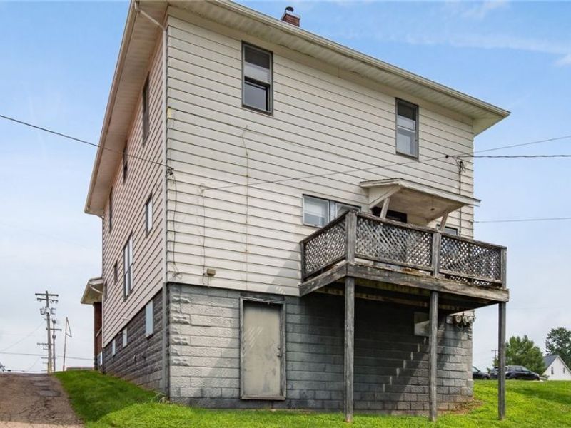 1020 Gaston Avenue, Cambridge, OH 43725 Photo 5