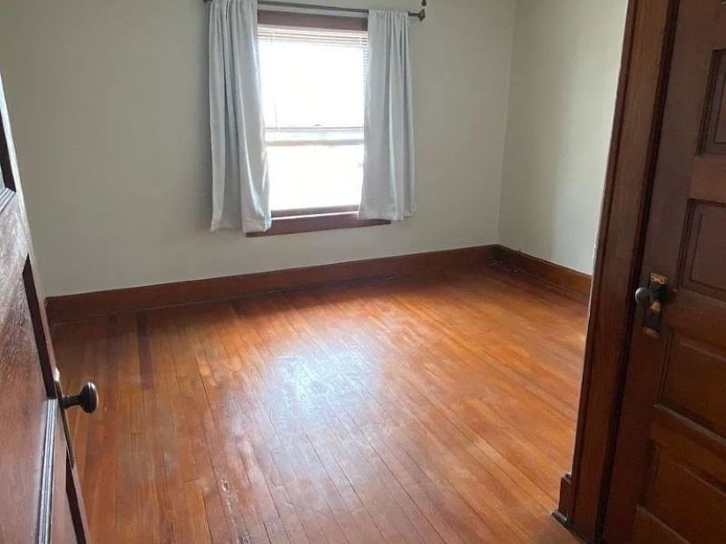 1020 Gaston Avenue, Cambridge, OH 43725 Photo 9