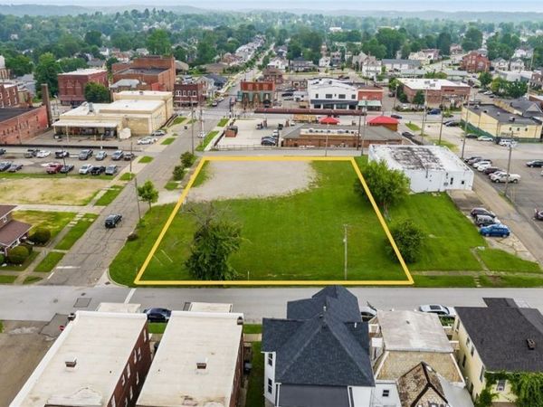 1007 Gaston Avenue , Cambridge, OH 43725